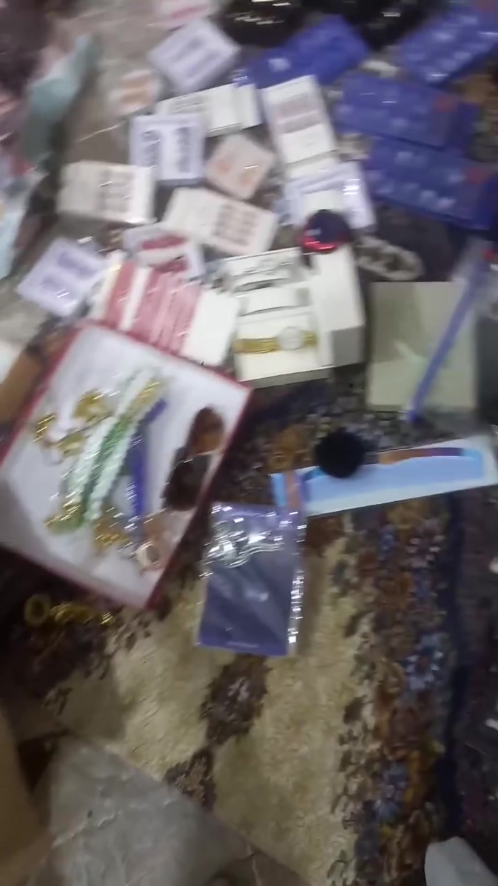 السلام عليكم مساء كماليات نسائي تصفيت مخل ابيعهن كلهن شلع الي يريدهن اساهل وياي للاستفسار اتصل ***********المكان حله

