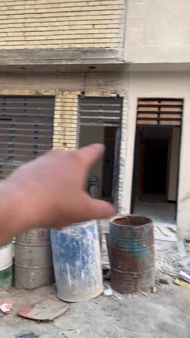 بيت ٥٠ متر طابق واحد تسليم مفتاح
موقع دوانم شارع ابو دراج فرع لمولده لثانيه سعر ٤٢ للتواصل على الخاص او رقم ***********
