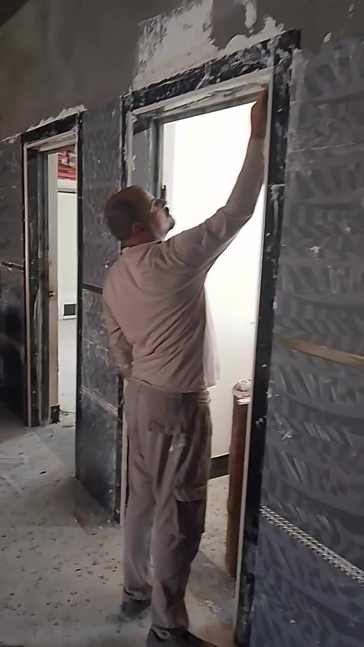 خلف سيراميك ارضي وجداري متفرغ حاليا ***********
