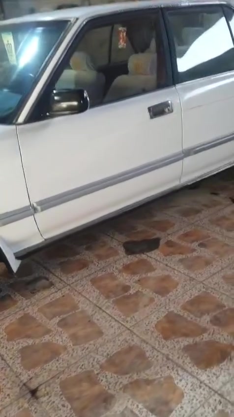 سلام عليكم سيدان للبيع موديل ٩٠ مكينه وكير حداديه تخم تاير مكينه ثنين ونص تبريد شغال رقم بغداد نكليزي بأسمي السعر ٦٧ وبيها مجال قليل مكان السياره ناصريه مركز الاتصال على الرقم ***********
