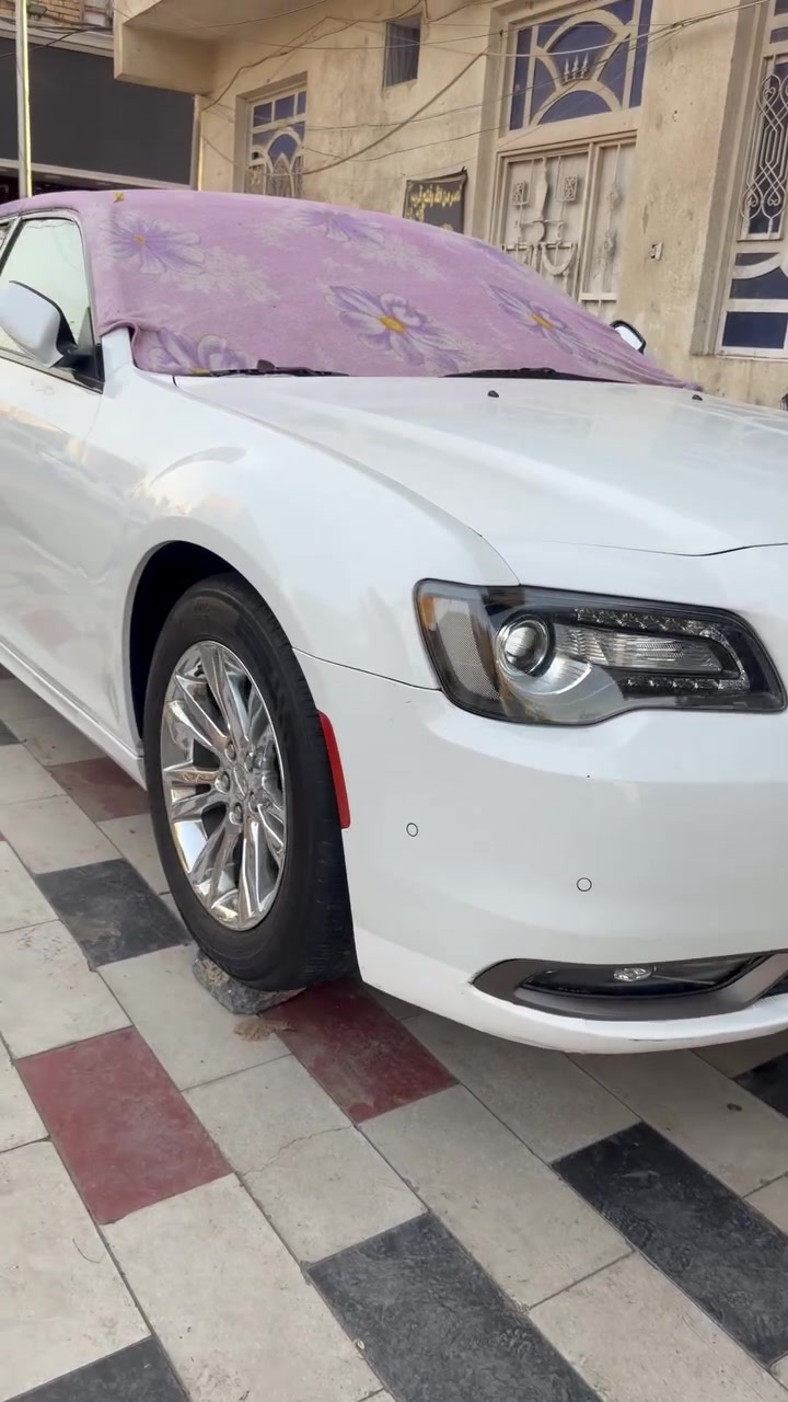 اوباما كرايسلر كفاله عامه فئة الكور وارد امريكي رقم كربلاء تقرير السياره فول مواصفات مكفوله من الزلغ وبيها سونار عداد المسافه 65مايل وبيها تخم تاير ستوه مشدود وويل مكسيكي لاستفسار *********** السياره موديل 19 دخول جديد السعر 262
