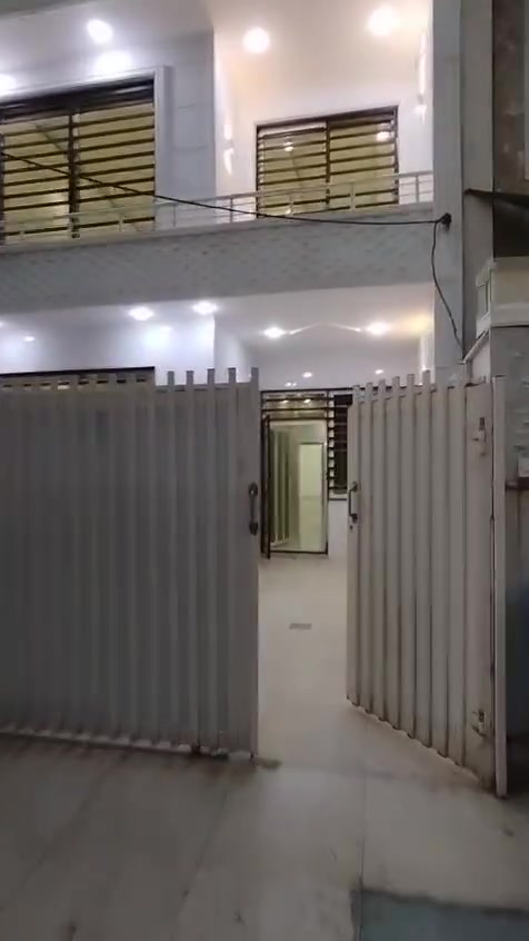 فرمان بران • ١٢٥م • أكثر من ٣ غرف