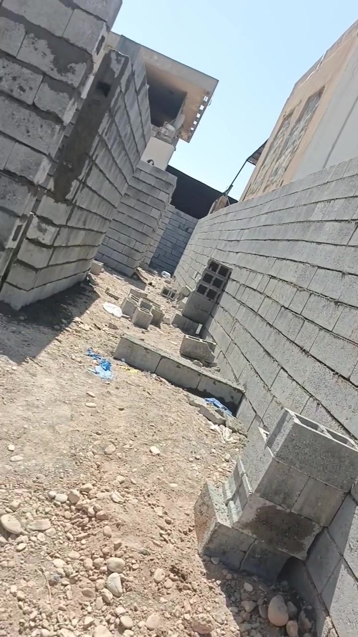 السلام عليكم اسطه مال البناء بلوك هذا رقمي والسعر بالخاص اللي يحب يتواصل خاص (***********)
