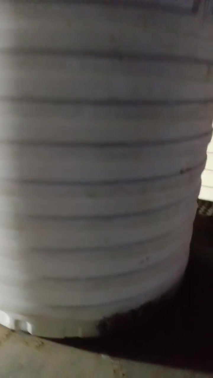 ***********
