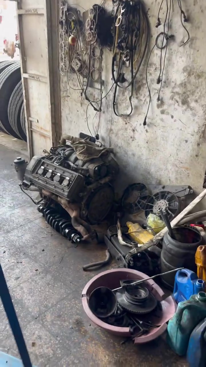 من رخصه الشباب الطيبين 🩶، العنوان / بغداد - مجمع مشن 

للاستفسار/ *********** مازن الربيعي 
 ***********علي الربيعي واتس
