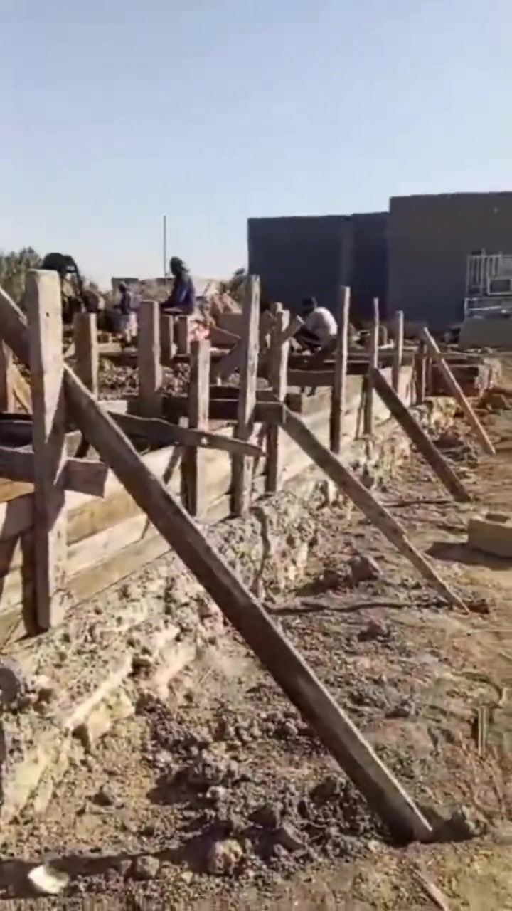 سلام عليكم
نجار قالب تسليم مهندس 👌
قالب جديد شغل نضيف 
سطوح درج لنتنات رباطات دنك  اي عمال النجاره
وبسعار مناسبه كادره سرعه دقه ب العمل 
نجاره و حداده
الطلب والستفسار الاتصال عله الرقم 
***********
