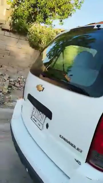 ب ابلاندر مديل 7 مكقولة من الضربة والصبغ سبعة راكب السيارة جاهزة من كلشي رقم بغداد تحويل 
حدادة ممتازة تخم تاير جديد داخل السيارة جديدة 
محرك وكير بحالة ممتازة كهربايات 
العنوان البصرة 
***********
