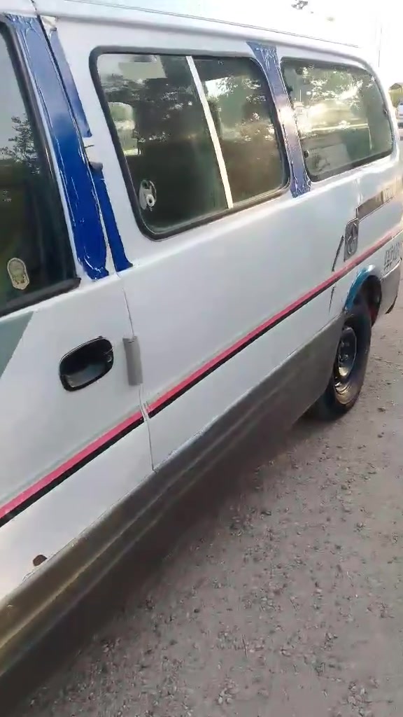 سلام عليكم استاركس ٢٠٠٧ محرك جديد كير مكفول منضومه تبريد بس ما شاده مصبوغ حزام
بيه شاصي معمر شاشه والبقيه شوف عين مصوره الك واضح 
سعر حديده  ٣٥ بيه مجال
ابيع الك تحويل بسعر ٥٠  العنوان عامريه الفلوجه *********** واتساب
***********
