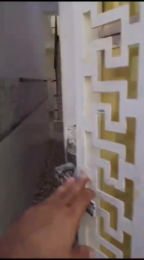 السلام عليكم يوجد لدينا منزل 55 متر طابقين في كربلاء حي العباس طريق المشاية قريب على الامام الحسين عليه السلام ***********
