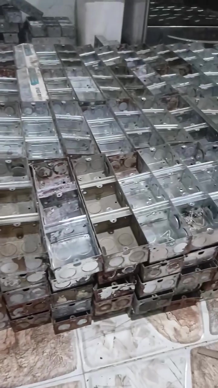 ثلاثي ثقيل السعر 500////العدد2500////***********
