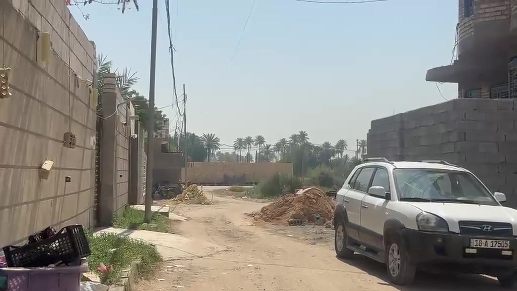 السلام عليكم من رخصت الادمن التفاصيل
قطعه ٤٠٠ متر للبيع طابو سند ٢٥ باسمي قريبه جدا لشارع التبليط باقي التفاصيل الاتصال على 
***********
