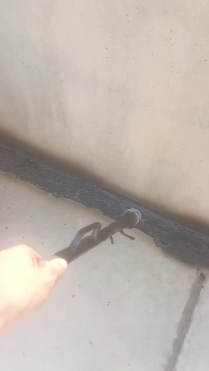 قلع ماستك قديم وإضافة ماستك جديد ⭐️
لمنع تسرب الماء داخل الستايكر 💧
حافظ على بيتك من الرطوبة ♨️❌

 وعمل يدوم سنوات للاستفسار 
الاتصال على الرقم التالي *********** 📞
