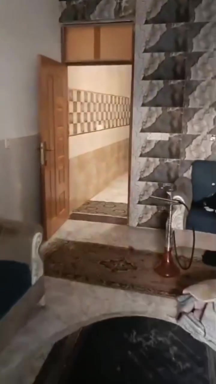 دار للايجار ٥٠٠قفل ٤شوارع ٢نوم ومطبخ واستقبال وصاله وخدمات ***********مكتب ٤شوارع للعقار

