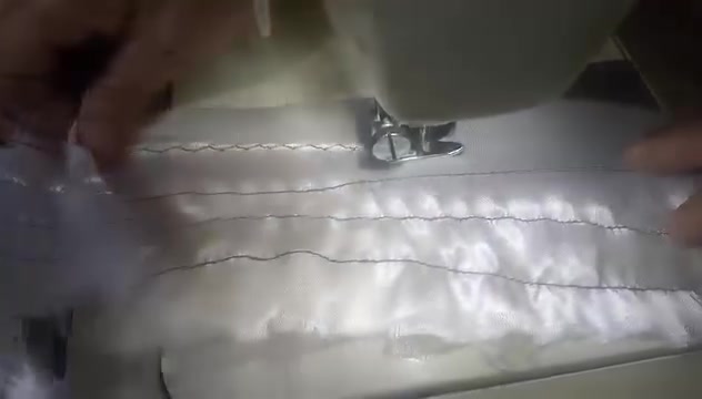 مكينه بريذر مو سوكيه وع ايدي مال بيت خياطها يخبل مابيها اي خلل نقشات كاملة سعرها 125 بيها مجال مكاني حله حي الجزائر ***********
