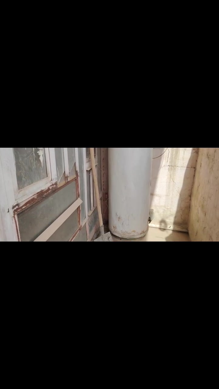 شقة أرضية • غرفتين • شارع الطهمازيه