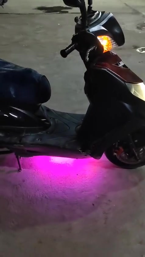 سلام عليكم سكنس فحل كوري كابريتر دراجه مكفولة كفالة عامة من محرك كلجات كهربائيات شغالة محرك ناعم دبلات شغالة دراجه جاهزة ما تصرف ربع دينار عليهة 
السعر500وبيهة مجال حك الجية 
العنوان بغداد الشعله 
الرقم ***********
