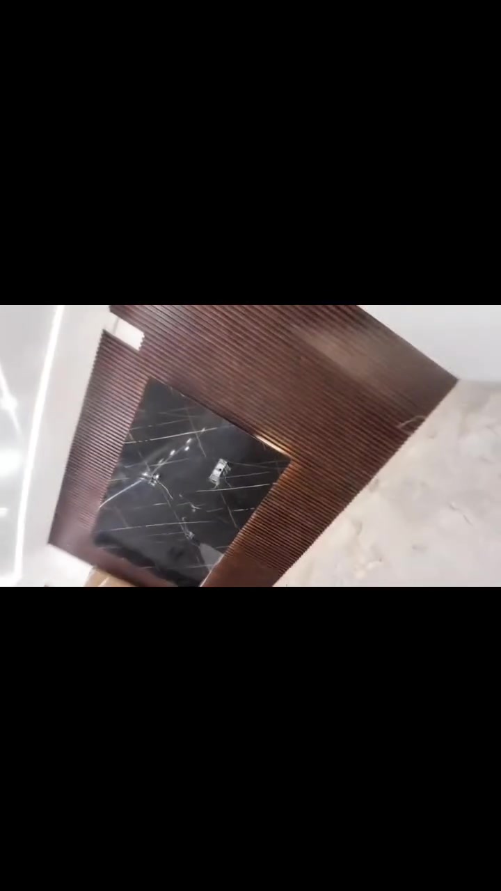 السلام عليكم انا متفرق حاليا صباغ موجود في كربلاء***********

