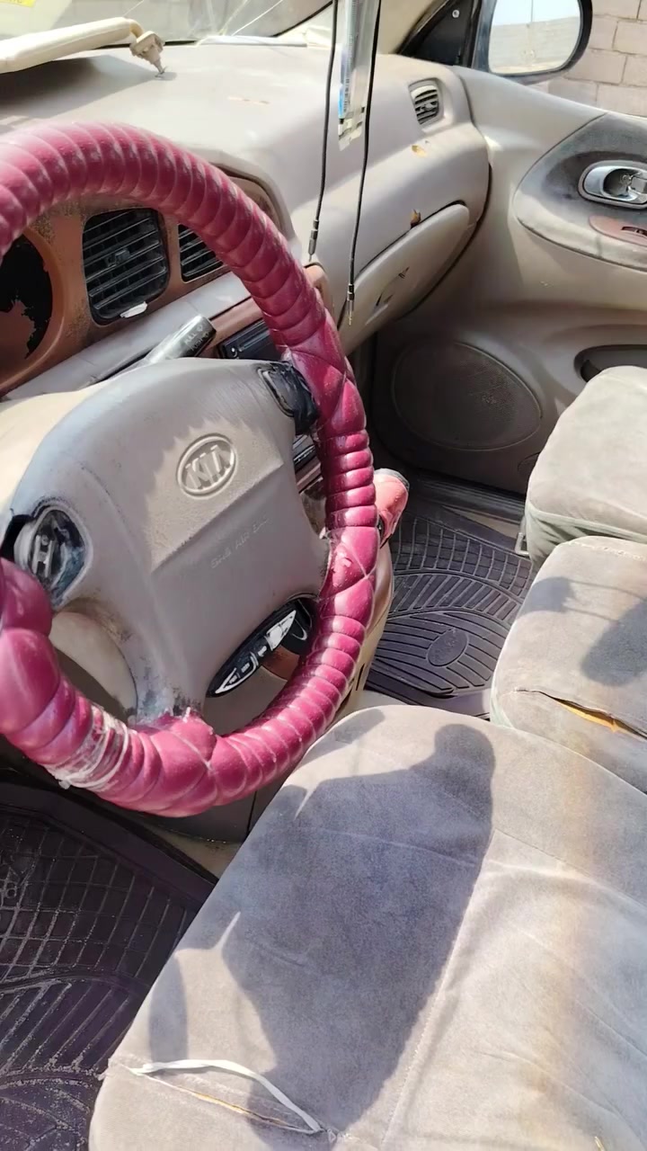 سلام عليكم كرنفال البيع موديل 2000 كيراوتماتيك محرك كاز تبريد شقل بس ضعيف صدر جديد تخم تاير هم جديد اربع بوب تقفل جارده سيارة وين ماتريد اكطع بيهاء عوزهاء ترتيبات سعر 40قفل رقم تلفون ***********
