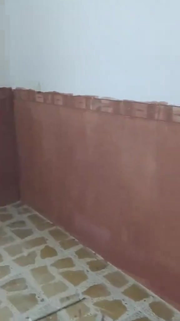 کاشی ناوماڵت بێزاری کردوویت 
بێزاربویت لەڕەنگەکەی 
ئێستا لای ئێمە چارەسەری هەیە کە وا هەست ناکەی پێشتر کاشی بێت
لەم ڤیدیۆیە تەواوی ئیشەکانمانی تێدایە لەسەرەتا تـا کۆتایی
 
***********
***********
