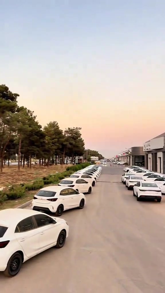 #SlemaniAuto #سلێمانی_هەولێر_کەرکوک_دهۆک #Foryou #Kurdistan #BYD 

نص مكتوب في الصور:
- پێشانگای سلێمانی بۆئۆتۆمۆبیل *********** پێشانگای ژمارە ۱۲۸