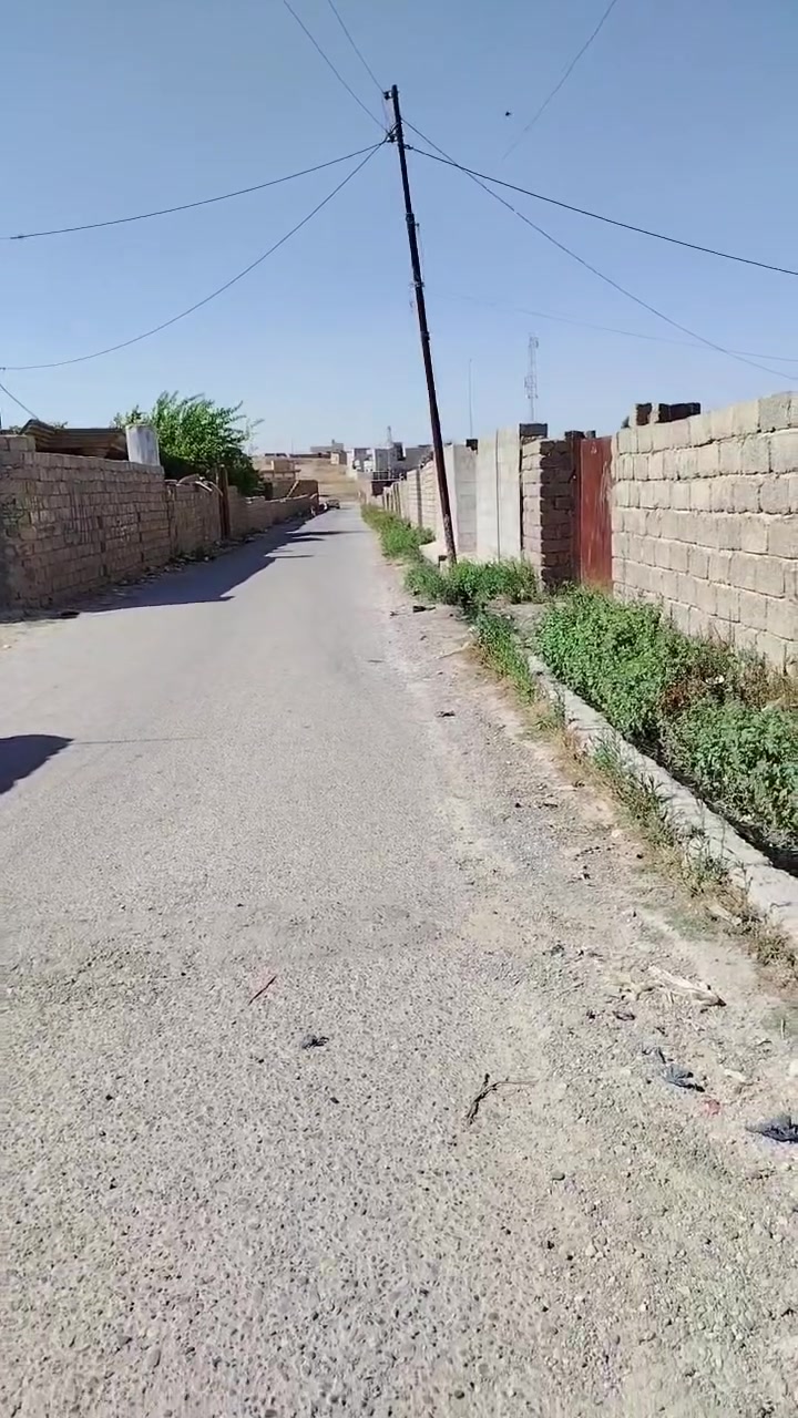 قطعة أرض للبيع
الموقع قرية الرحمة
مساحة الأرض 333
الواجهة 18 متر
العمق 18.5 متر
*********** 

https://maps.app.goo.gl/agyB5Q1jQDHY4qvr7?g_st=aw

