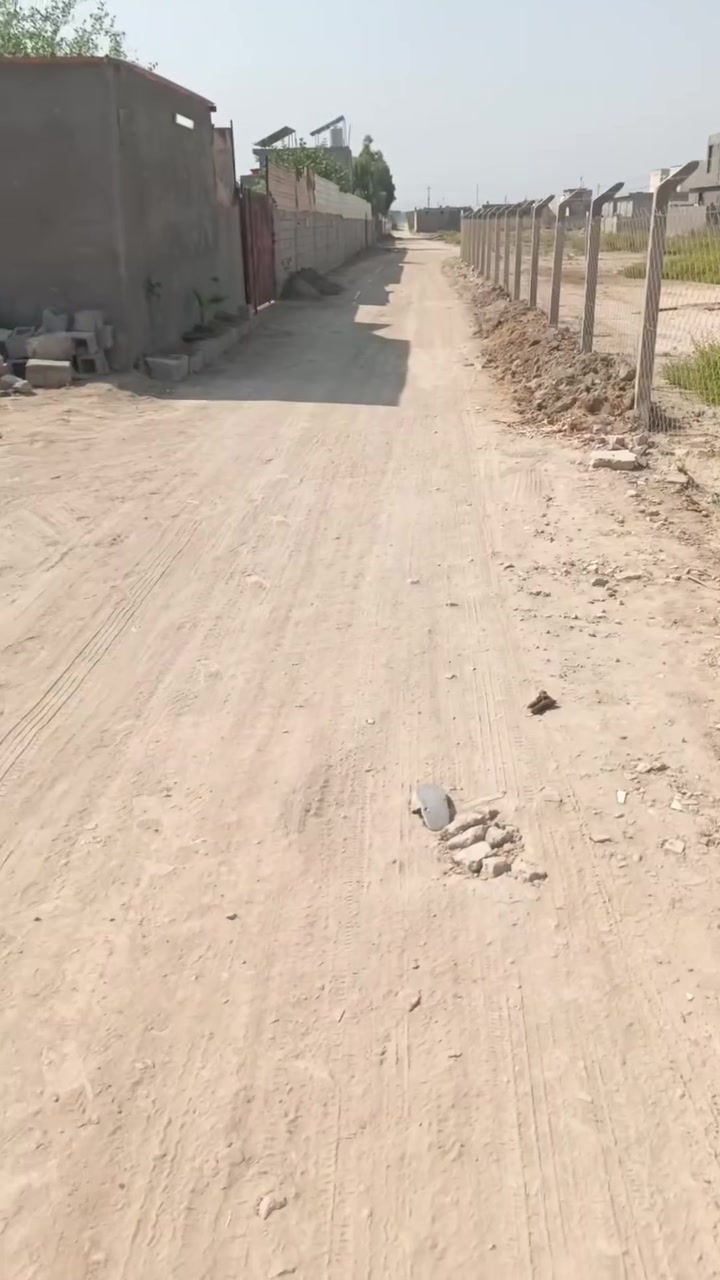 سلام عليكم يوجد لدينا قطعه  حي الاسرى الزراعي المساحه  القطعه 480 وجه 16 والنزال 30 الإتصال ***********
