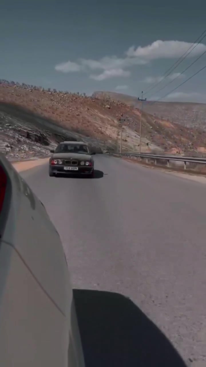 بي ام دبليو ٥٢٥ • موديل ١٩٩١ • كفالة كير ومحرك