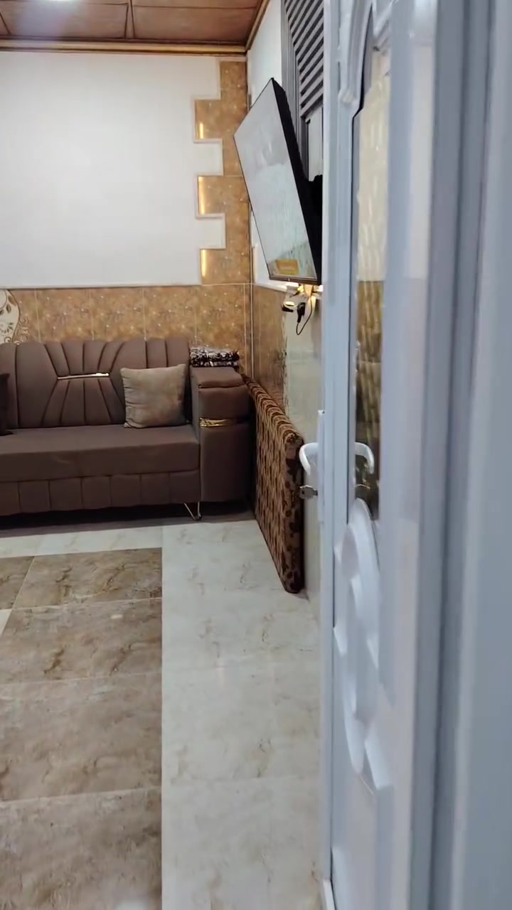 دار للبيع مساحه 80 متر مربع سند طابو ملك صرف الرشيدية قطاع سادس قرب جامع الحاج شاهين يبعد عن الجامع 10 أمتار ويبعد عن شارع العام 200 متر صاير بفرع ماركت  زهراء موقع مميز قريب على مدارس وعلى سوق الروضة السعر 45 مليون وبي مجال *********** //***********
