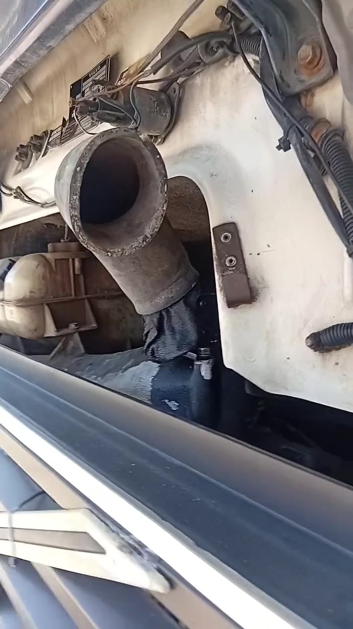 السلام عليكم للبيع فالفو موديل ٩٦ رقم نجف تحويل مباشر مسجله سايلو السعر ٩٥ $ورقه وبيه *********** بغداد جرف النداف معرض ابن المدائن @
