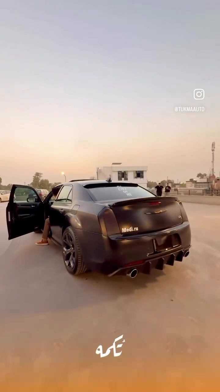 سلام عليكم احبتي

كرايسلر S 300 للبيع كلشي مذكور بالفديو و السيارة اني مرقمها على يدي يعني جانيها من يوم الدخلت للعراق و جانت ماشية 4000 كيلو سيارة بما تعني الكلمة حرف حرف نظيفه من كل النواحي و الي يحب يستفسر او يشوف صورها 

*********** او الرقم المذكور بالفديو 

و كلكم على راسي 🙆
