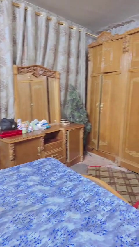 غرفة صاج • خشب زان • بغداد