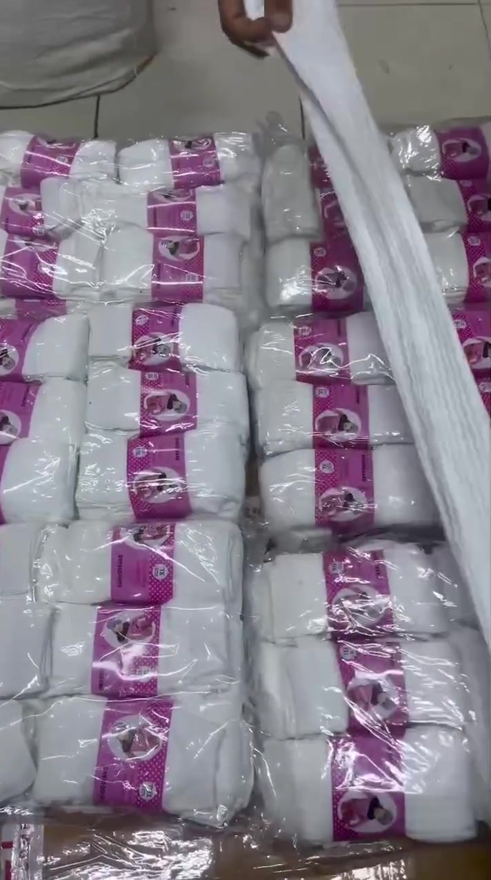 ستريج بناتي • ابيض • فول ليكرا