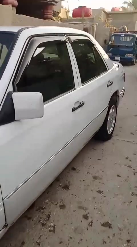 السلام عليكم
مرسيدس دب موديل 86 محدثة 92 سلايت طگتين دبل مروحة تبريد كامل تخم تاير مكينة بلادي سيارة نضيفة و هذا الرقم 
*********** /ابو احمد
