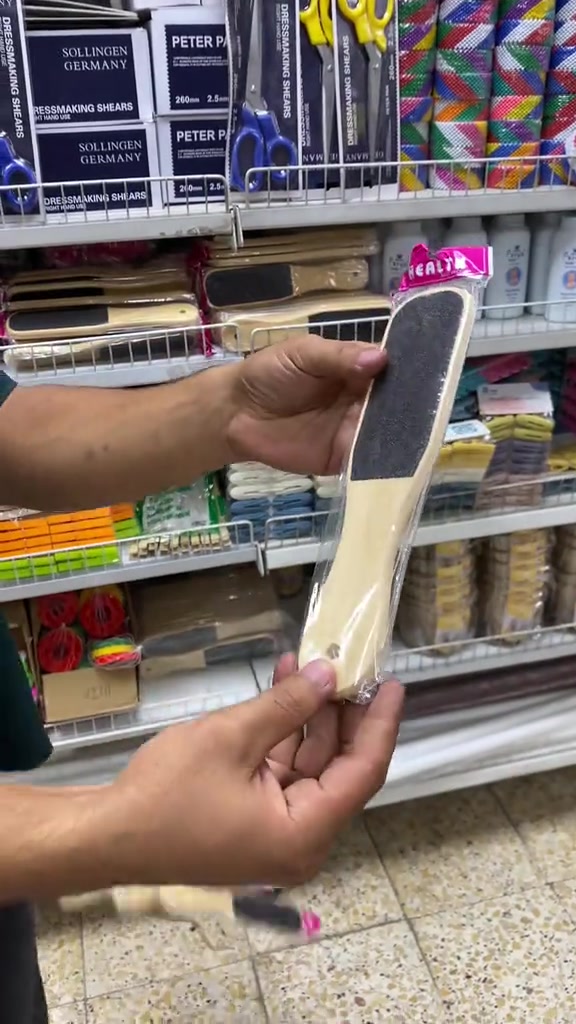 حصريًا لدى مجمع الدار! أفضل الأسعار وأقوى العروض بانتظاركم في فروعنا: 📍 الفرع الأول: بغداد، حي الجامعة، شارع الربيع، مقابل جامع حي الجامعة 📍 الفرع الثاني: بغداد، حي العدل، شارع الربيع، مقابل قطاع العدل الصحي 📍 الفرع الثالث: بغداد، العامرية، شارع العسل 🚚 خدمة التوصيل: لجميع محافظات العراق 📞 للاستفسار: فرع حي الجامعة *********** للاستفسار فرع العامرية *********** #مجمع_الدار_لأنسب
