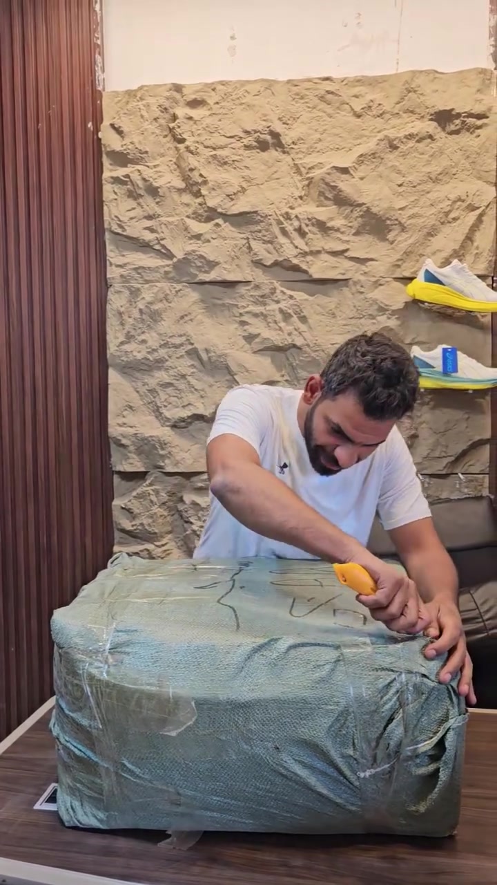 الشليف سكجر اصلي🔥

👟 كوالتي عالي جداً
✅ فحص أمام المندوب
❌ إذا مو نفس البلفيدو يرجع
❌ إذا مو كوالتي عالي لا تستلمه
رجالي
📏 القياسات من 40 الحد 44
📦 العدد فقط 20 قطعة
💰 السعر,,  165,,ألف واصل

📲 الحجز واتساب: ***********
⚡ الكمية محدودة

📍 العنوان: بابل – المسيب – سوق المسكف
