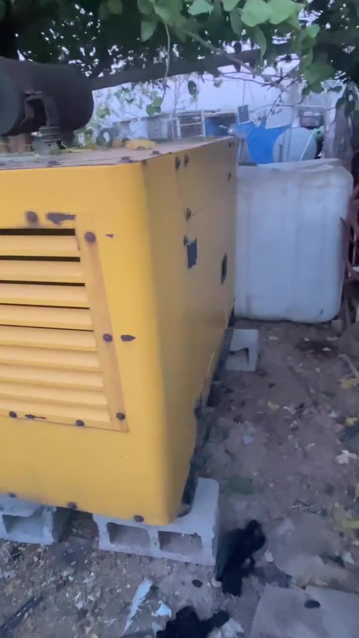 مۆلیدە ئەكسا
   
كاتم سەوت

مۆدێل ...2008

14 .5Kv ...[40 ئمپێر كارەبا ددا

مەكینە ٣ پستۆن لامبۆرگی ئیتاڵی
بۆ نرخخ وەرەچات یان تێل بكە لە خزمەتان داین 

***********
