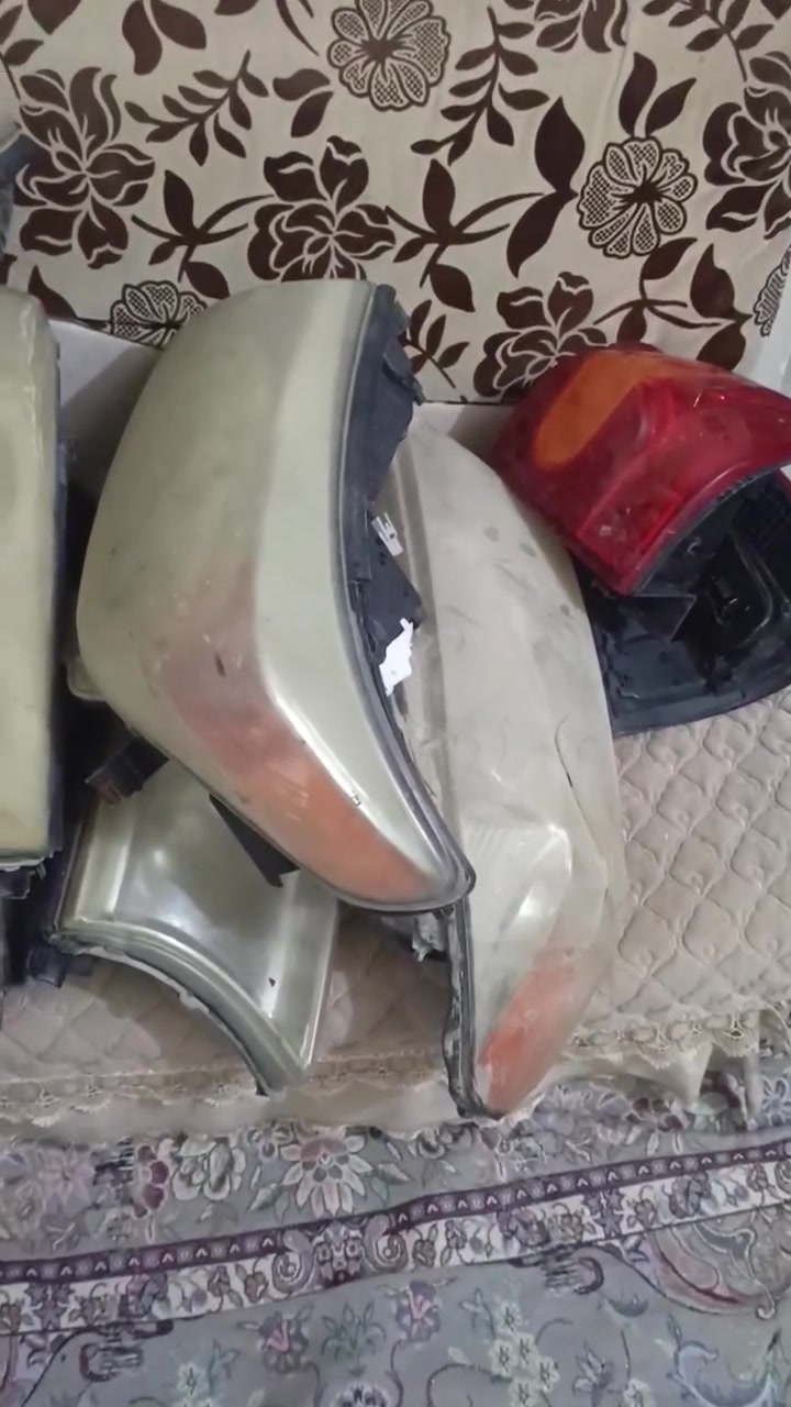 يا الله متاح 21 قطعه لايت لاندكروز جكسار موديل 8 فما فوق اللايتات وكاله مال تفصيخ لا مشموسات ولا جاردات بيهن تراب متروكات بالمخزن بيه النوعين ابو العدسه والثاني بدون عدسه ابيع 20 البيع شلع سعر القطعه 25الف عنوان نجف توصيل موجود جميع المحافظات تحياتي للجميع للتواصل واتساب او اتصال ***********
