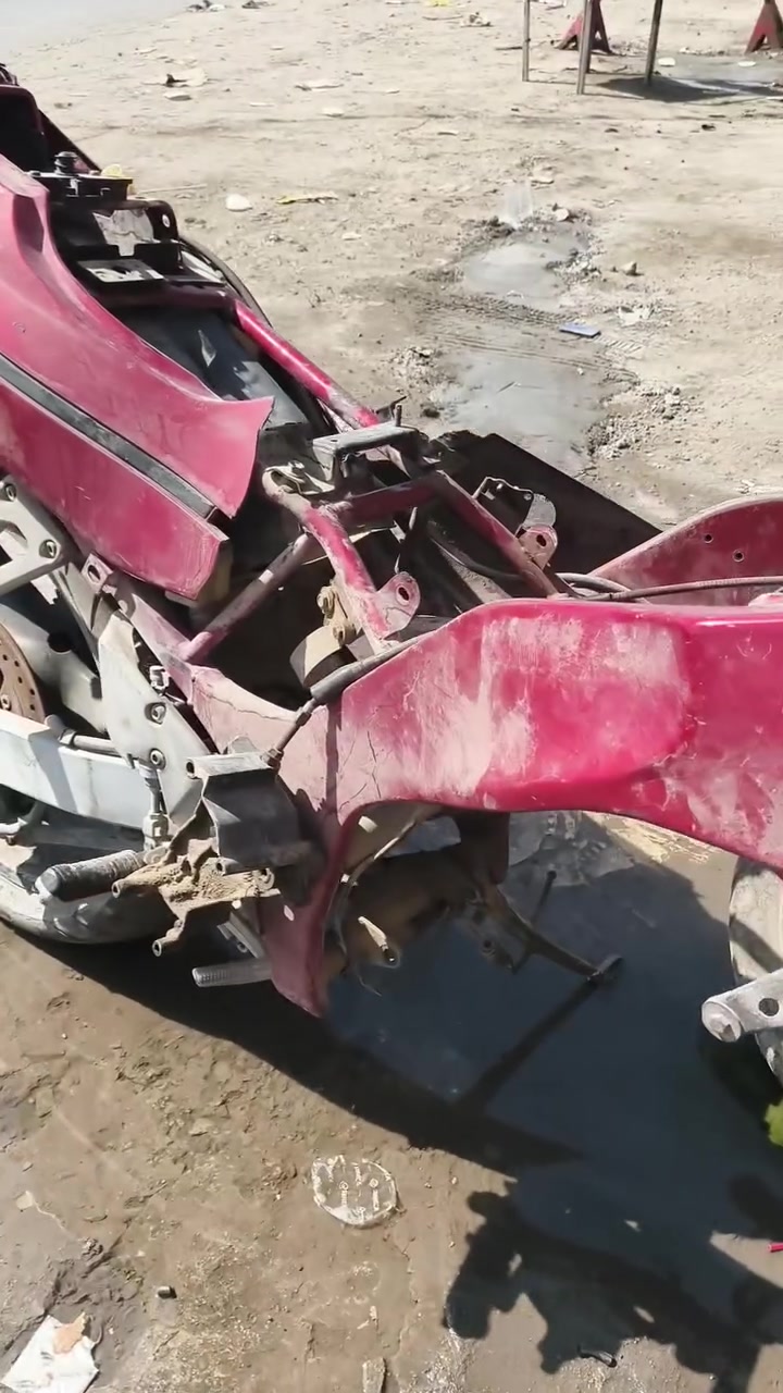 إسلام عليكم شباب إلي يحتاج غراض بطح قرش 400 متوفر عندي مال تفصيخ أو ابيع دراجة مفصخة كلها
مكينة + شاصي + تايرات + اويالة + ستيرن ابلادي + كفرات نضافتهن 75% كلمن وسعرة وبلخدمة تعال واتساب فقط ع رقمي ***********
إسلام عليكم شباب إلي يحتاج غراض بطح قرش 400 متوفر عندي مال تفصيخ أو ابيع دراجة مفصخة كلها
