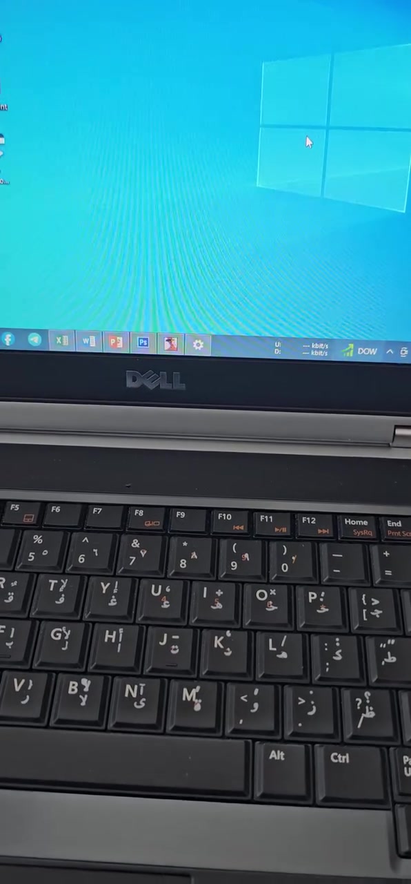 وجبة جديدة لابتوبات DELL

السعر 140 الف بي مجال 
لابتوب DELL
كور اي 7
الجيل الثالث 
الرام 8
الهارد 320
حجم الشاشة 14

شحن يدوم من ساعة الى ساعتين
يصلح للدراسة 
لطلاب الكليات 
و كتابة البحوث 

ملحقات الجهاز شاحنة اصلية مع جنطة هديه 
***********
