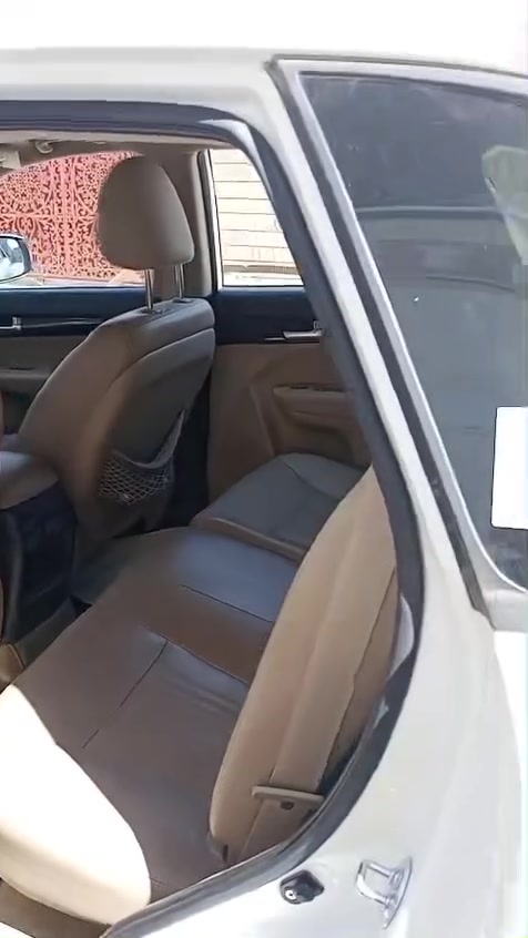 سورنتو موديل 2014 خليجي كويتي كامل مواصفات بنوراما مكينه وكير شركه ماشيه 35 الف حساسات كامله مكفوله كفاله عامه محرك 6 سلندر للتواصل مع صاحب السيارة السعر خاص
***********
