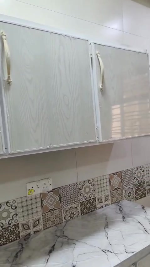 كاونتر المنيوم ٢ متر وسنك متر ونصف نضيف كلش