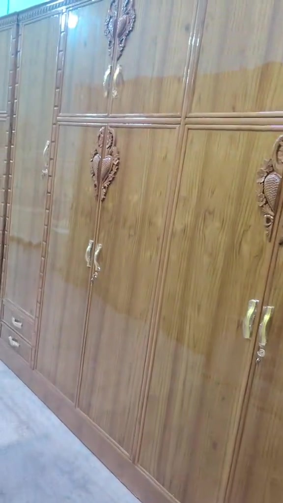 غرفه نوم صاج شغل درجه اولى دنك زان ونقش زان وجه ٥ ملم والدواخل كله صاج كل ملحقات الغرفه موضحه بالفديو..اي استفسار مراسله الصفحه او عالواتساب ***********.. عنوان المحل بغداد الاعلام شارع قطر الندى #غرفة_نوم #بصره_بغداد_ميسان_ذي_قار_كل_المحافظات #creatorsearchinsights #العراق🇮🇶 #مشاهير_تيك_توك 

