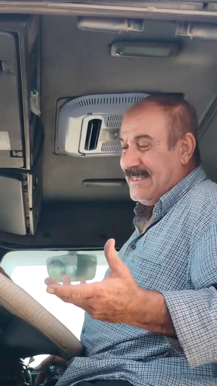 "الأسطى سيامند: الثقة والجودة هما أساس عملنا. تصليح وتركيب سبلت وتبريد الشاحنات والآليات الثقيلة بضمان حقيقي وأجمل تصميم. 🛠️✨"٠
***********
***********
