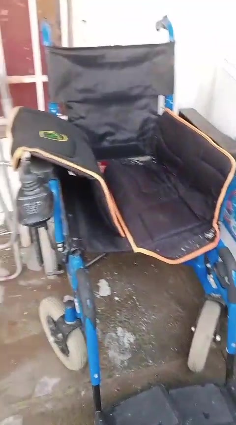 عربانه ام الماطور وزائد وياها مشايه العنوان الحسينيه شارع 20 يم شارع المكاتب