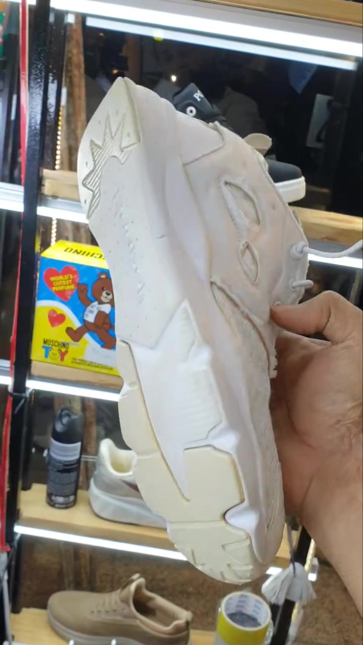 ملابس • تقسيط