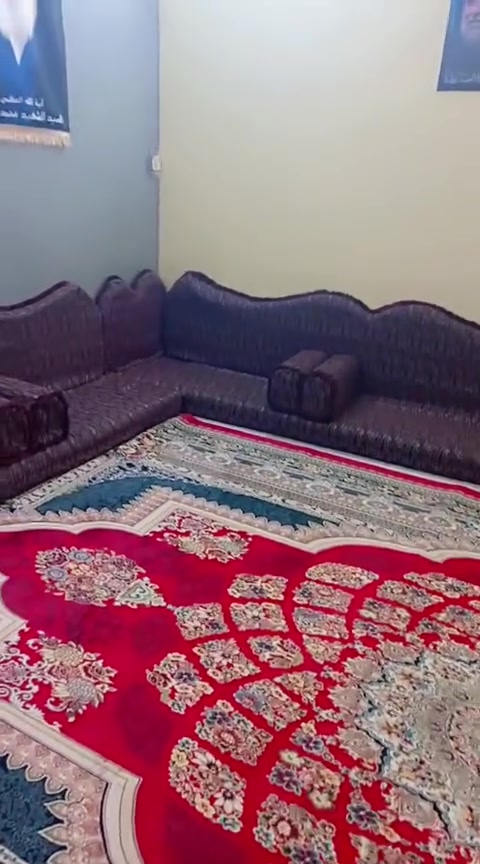 سلام عليكم ديوان للبيع 350وبي مجال 13مقعد ***********الاتصال على هاذه رقم
