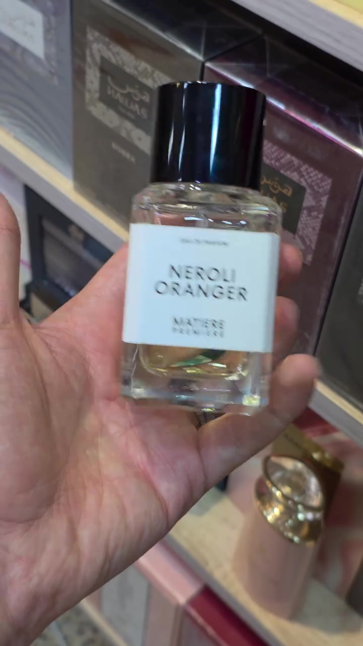 حياكم الله زبائن #جنة_العطور  #نيرولي اورنجر عطر الذكريات الجميله عطر صباحي جميل منعش صيفي 

محبين زهرة القداح هذا اجمل عطر وظف هاي النوته 

حاليا عليه #خصم بالبراند 

والتعبئة الكميه المتبقيه جدا قليله سارعوا بالحجز 
*********** 
#الانبار_عنه_السوق_الاول 
#توصيل_جميع_محافظات_العراق

