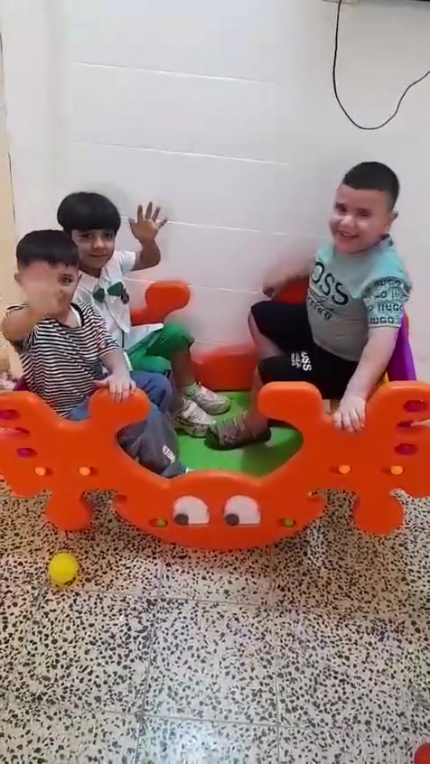 اعلان
بدت التسجيل في روضة 
صدفة انجي الاهليه 

سفرات ترفهية
 ونشاطات رياضية  داخل الروضة 
الروضة مجهزة بل كاميرات  

اوقات الدوام شفتين 
صباحي ومسائي
لمزيد من المعلومات 
الاتصال بل رقم 
*********** 

النفر 75 الف
خصم خاص للاخوة  130

العنوان 
كركوك . سايدين حي النصر 
.شارع المركز العروبة
 . مقابل مخزن ابو يوسف

نص مكتوب في الصور:
- وقات جميلة مع رهوفة