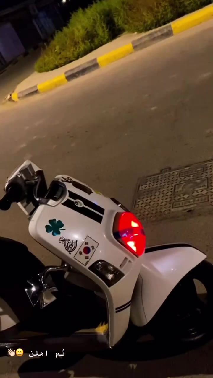 بوليس كابريتة نضافة فول احلى من الصور كلها ختم واحد مكينة وكفرات وسودات بـ٨٥٠ وبيها مجال بسيط ***********
