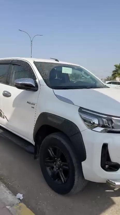 بيكم هايلوكس TRD  SAS  2022
رقم بغداد 
ماشيا km 64
السياره مكفوله من كلشي داخل واخرج 
مكان السياره الانبار _الرمادي 
السعر ٣٤ وبيها مجال
التواصل فقط عل الرقم ***********
